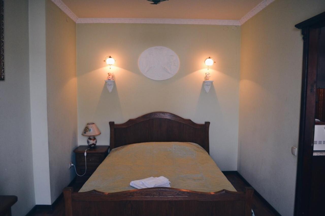 3-Room Apartments In Central City Lviv Exteriör bild